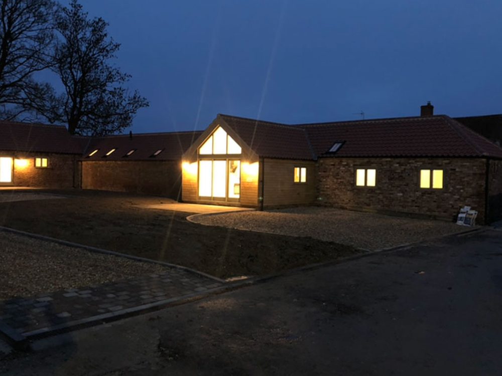 Grange-Farm-external-lights-Belton-Construction